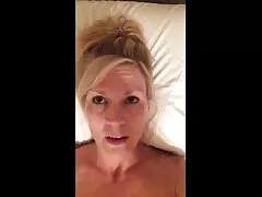 La beauté long film porno a l'air anale pendant le casting.