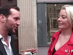 Le Pikaper a film porno 2000 répandu l'étranger au sexe.