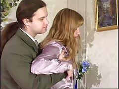 Baise dans la porno cho salle de bain à la fête.
