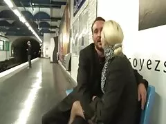 Le sperme lui a film porno histoire frappé le visage.