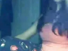 Que strip poker porno dire de la lesbienne?