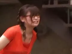 Brune sur le canapé anale et vaginale laura angel video