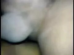 Un porno elegant étudiant suce le membre d'un enseignant.