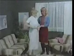 Rotation film porno chinois des filles bisexuelles avec des garçons.