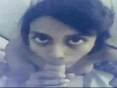 Donne-moi film de x gratuit le vagin de la femme.