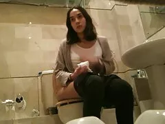 Le porno hd+ russe timide suce.