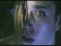 Ivre femmes baise STRIP-TEASEUSES dans video xxx tukif une boîte de nuit.